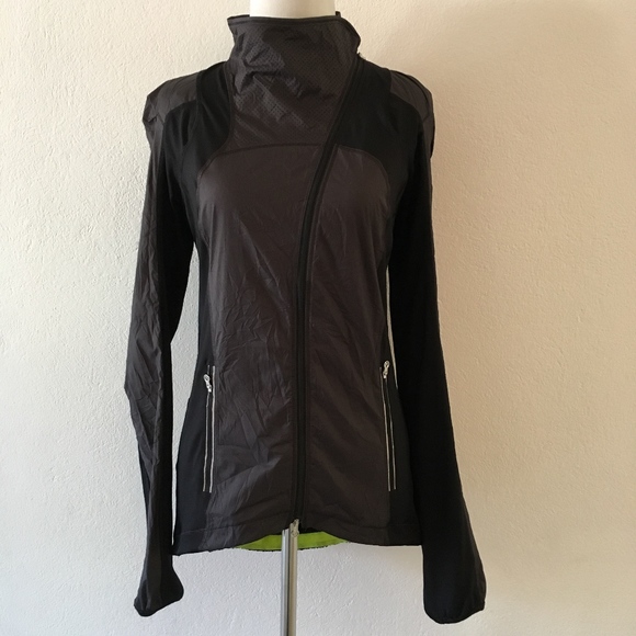 lululemon athletica Jackets & Blazers - Lululemon Run Black Full Zip Jacket Size 6